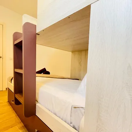 Apartment Deluxe 3 By Costabravaway *