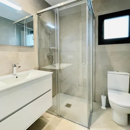 Deluxe 3 By Costabravaway Apartment