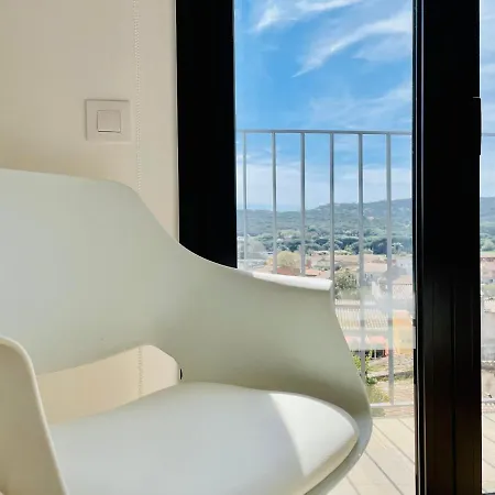 Deluxe 3 By Costabravaway Apartment